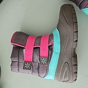 Kids Snow Boots Size 3